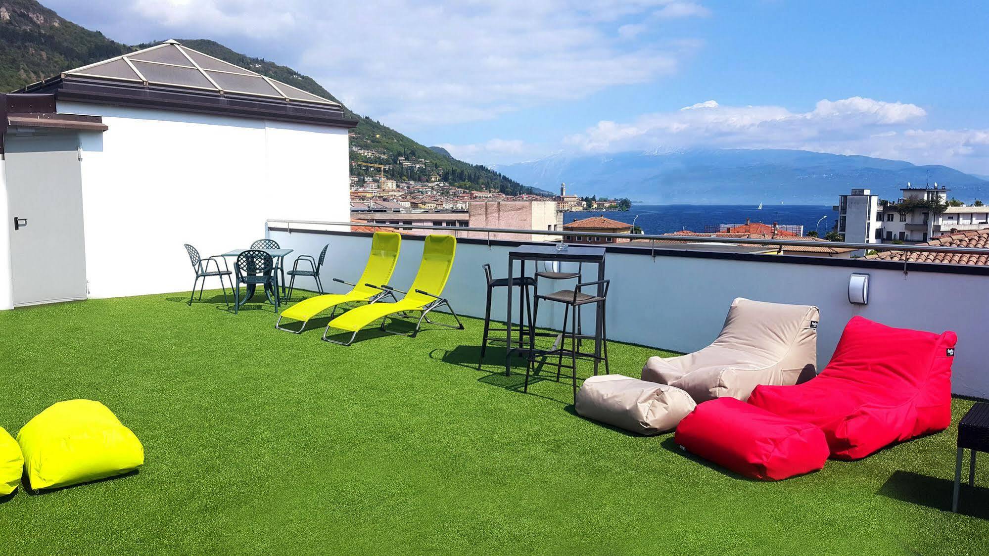 Lake Garda Hostel 살로 외부 사진