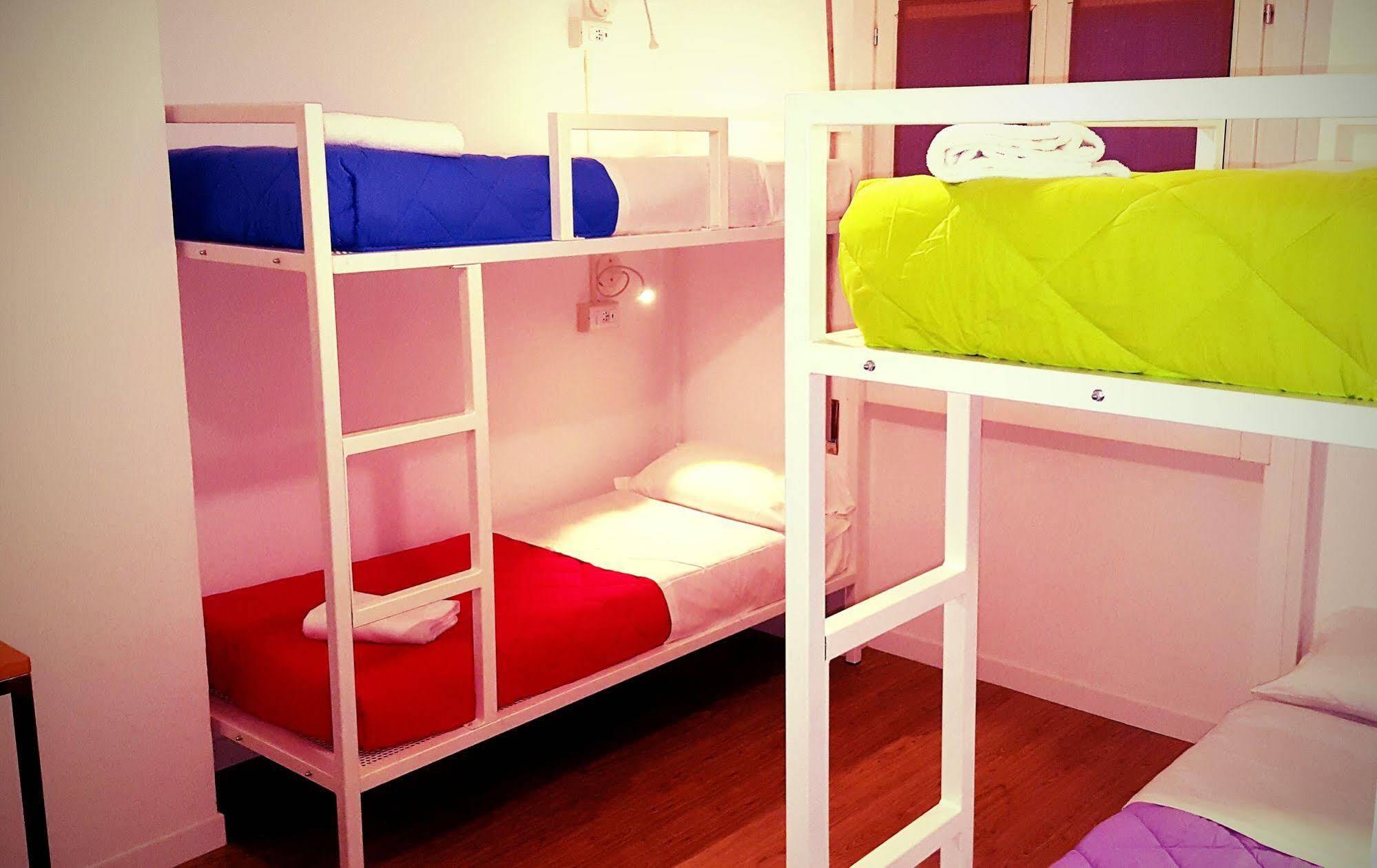 Lake Garda Hostel 살로 외부 사진